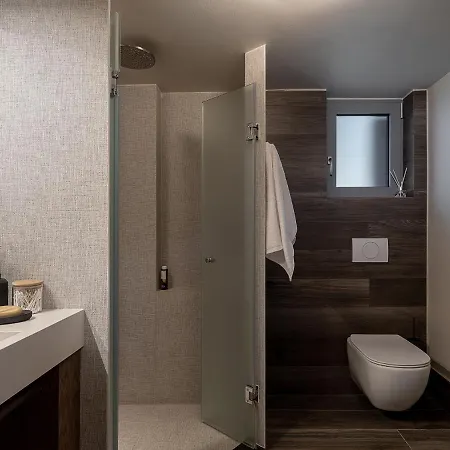 Emmanuel's Sea View Luxury *